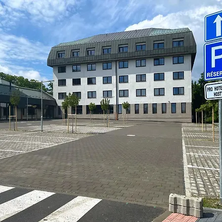 Globus Hotel 3*