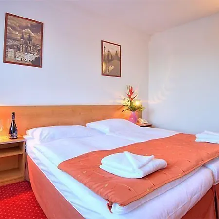 Hotell Globus 3*