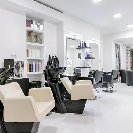 Globus Hotel