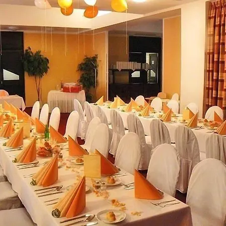 Globus 3*