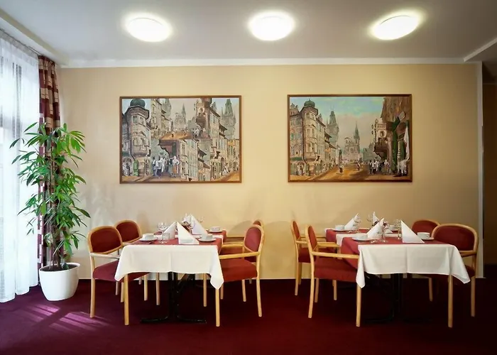 Globus Hotel