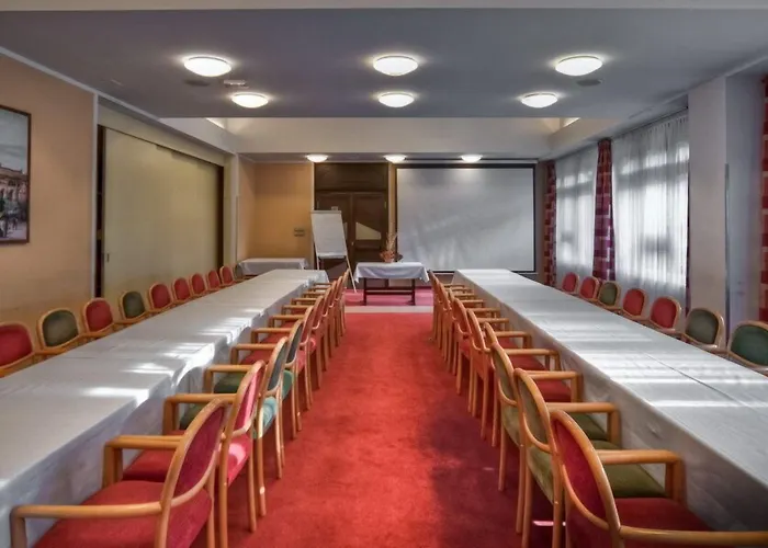 Globus 3* Prag